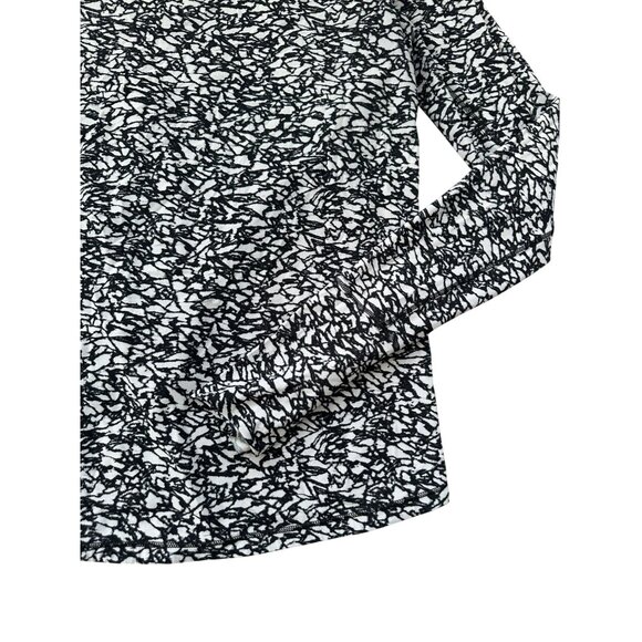 LULUEMON Black White Long Sleeve Patterned Top Size 8 - Picture 2 of 5